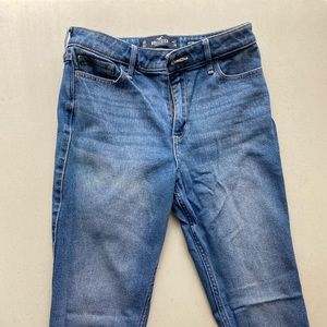 Hollister High Rise Super Skinny Crop jeans.